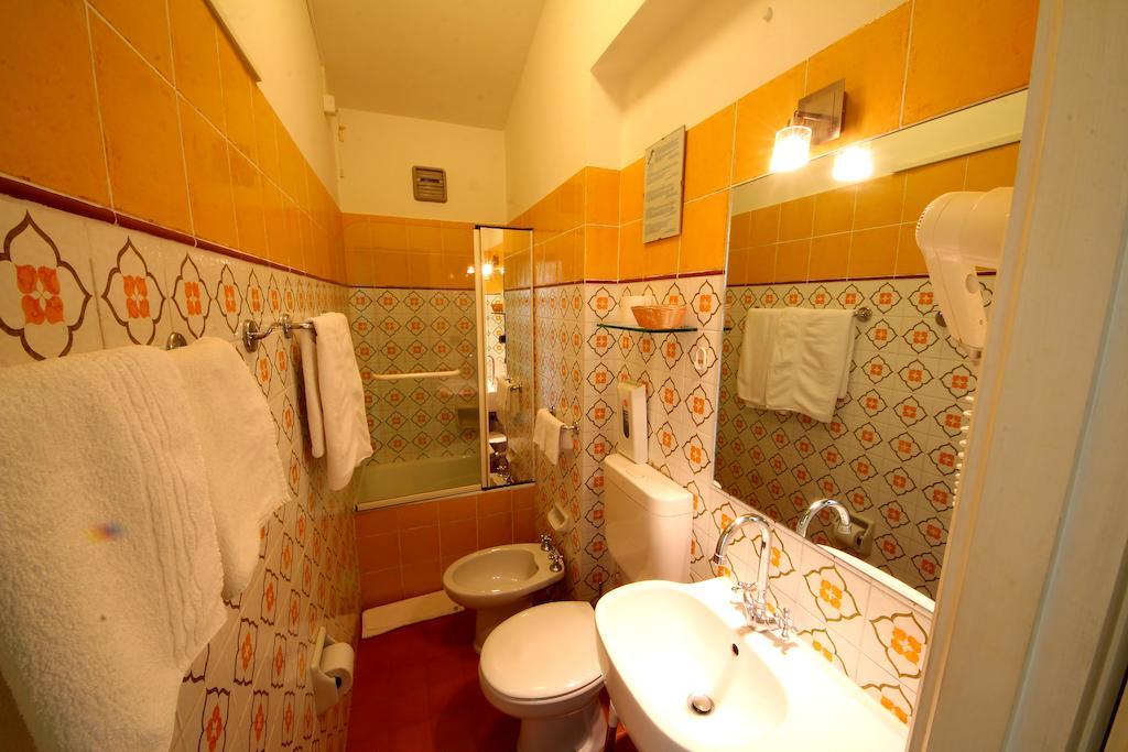 La Favorita Apricale B&B & Ristorante Δωμάτιο φωτογραφία