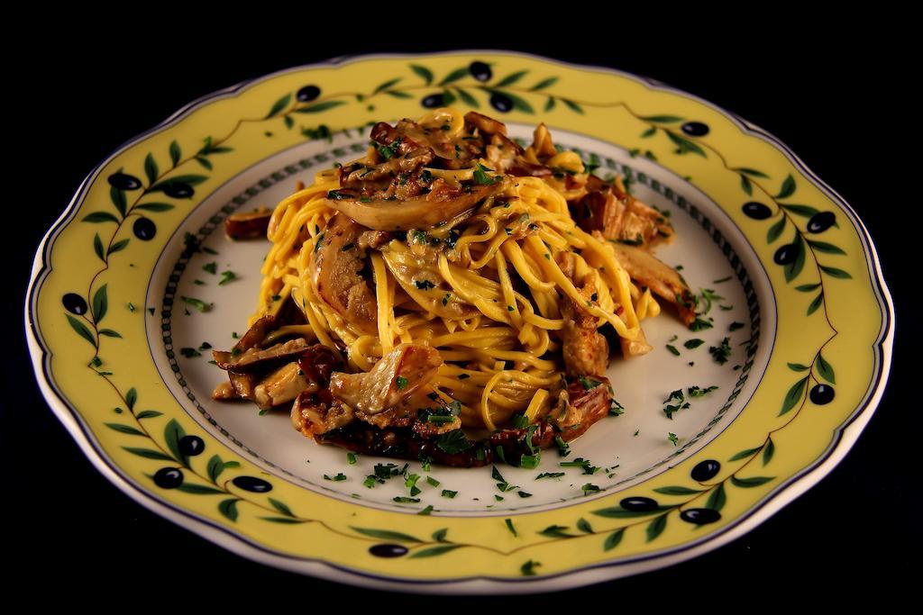 La Favorita Apricale B&B & Ristorante Εξωτερικό φωτογραφία