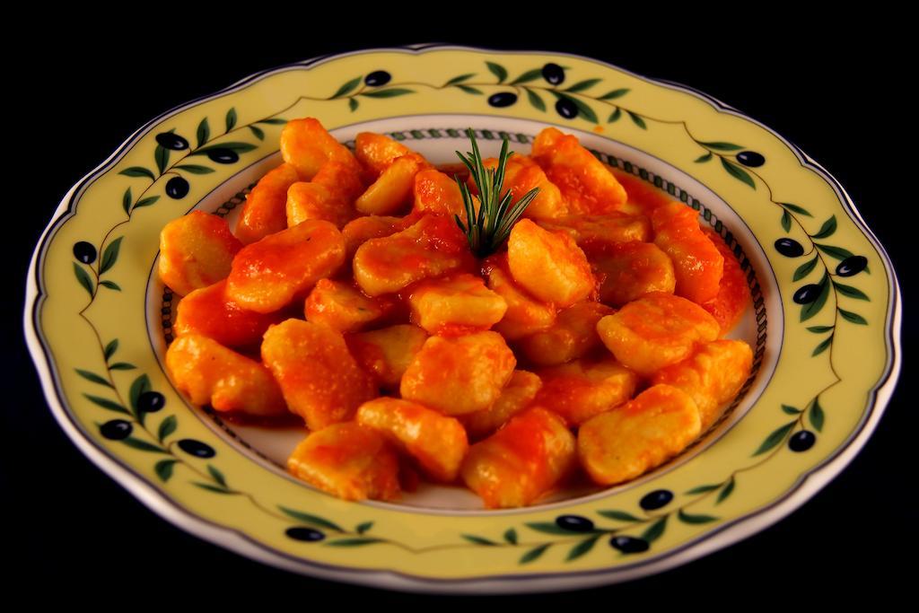 La Favorita Apricale B&B & Ristorante Εξωτερικό φωτογραφία