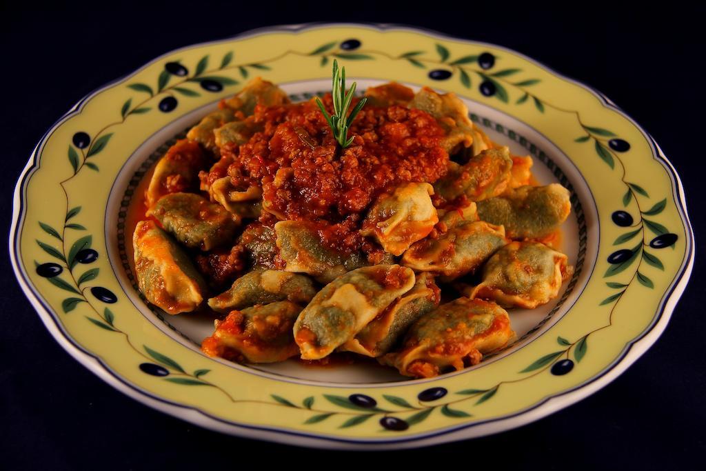 La Favorita Apricale B&B & Ristorante Εξωτερικό φωτογραφία